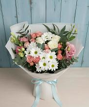 Букет цветов из:  Розы, Лизиантусы и Хризантемы #REPLACE_PRED# Канске