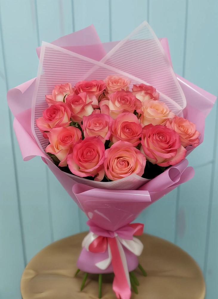 Букет 15 Розовых роз Равель в Канске