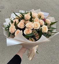 Букет Кремовые розы Латте в Канске