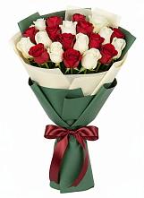 Букет Микс из красных и белых роз #REPLACE_PRED# Канске