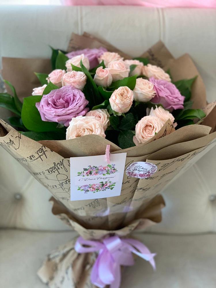 Букет цветов из: Розы в Канске