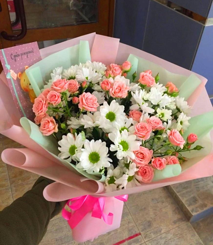 Букет цветов из: Розы и Хризантемы в Канске