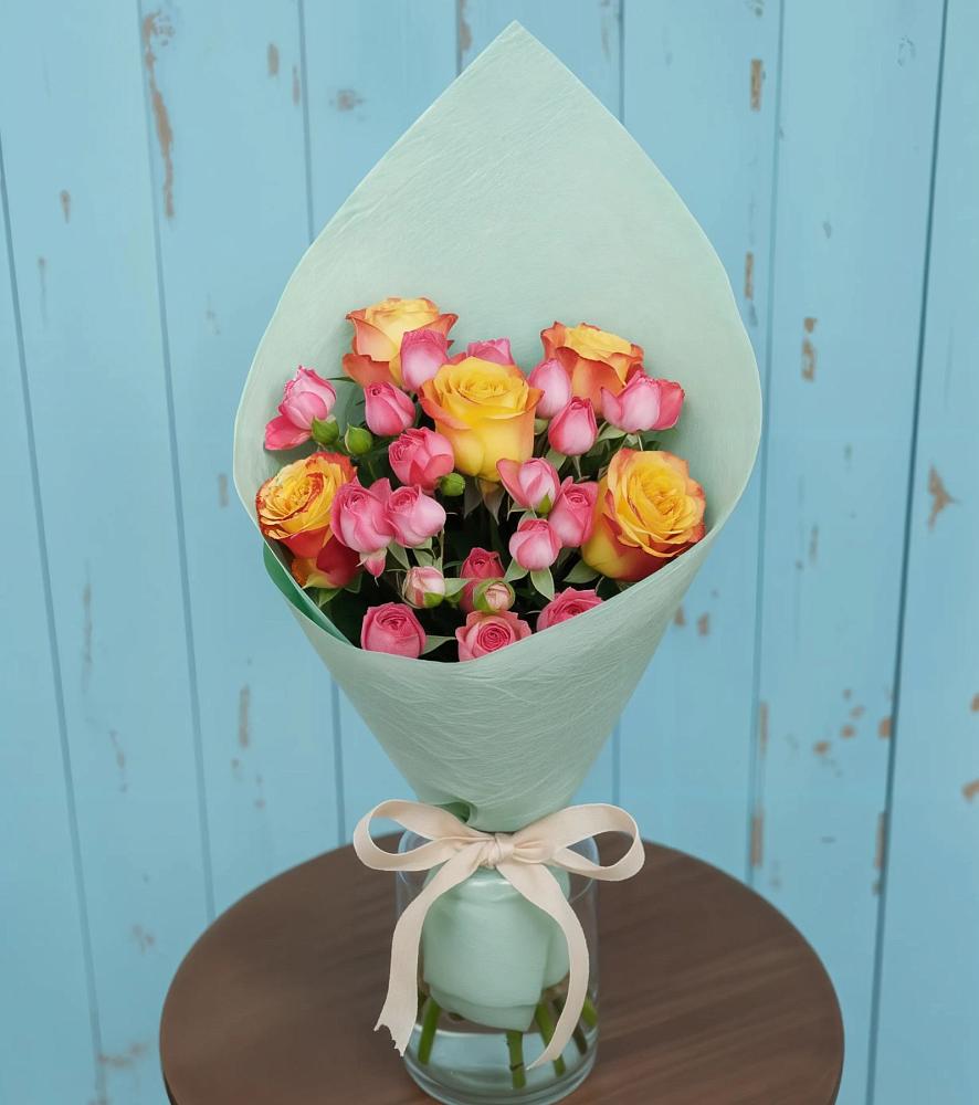 Букет цветов из: Розы в Канске